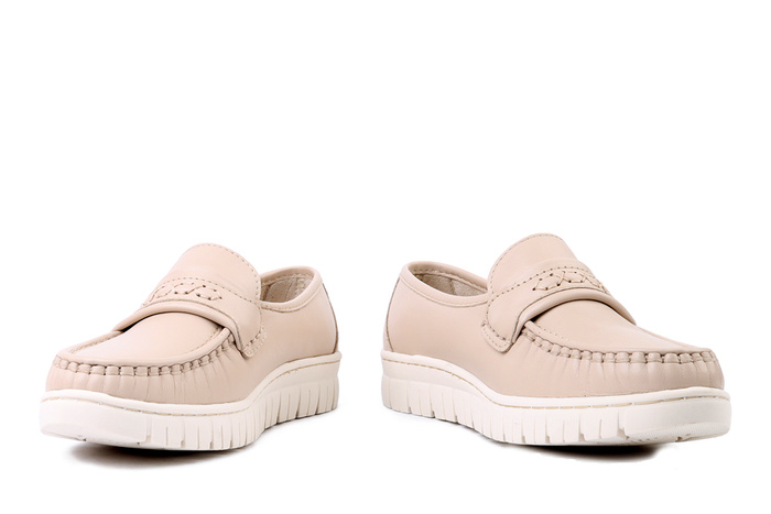 SOLO 070W beż, półbuty damskie