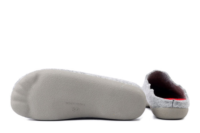 MANITU 320091-91 hellgrau, kapcie damskie