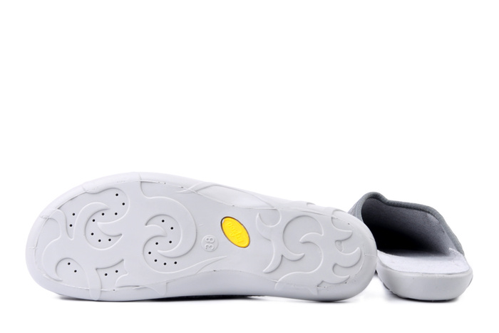 BEFADO 235D 210 szary, kapcie damskie