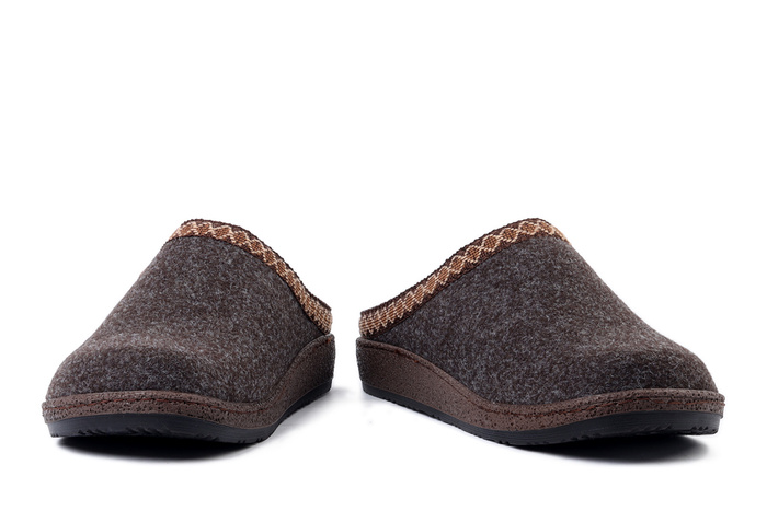 BEFADO 155D 182 brązowy, kapcie damskie