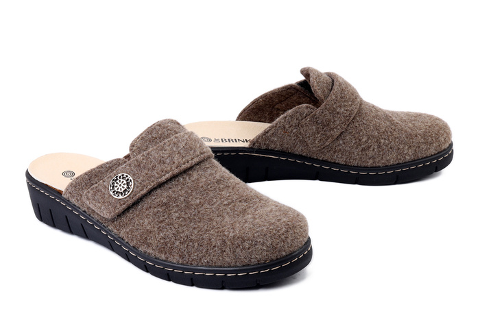 DR. BRINKMANN 700645-02 nuss, kapcie damskie