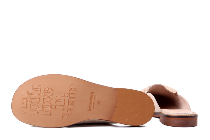 WONDERS A-4610 beig, klapki damskie