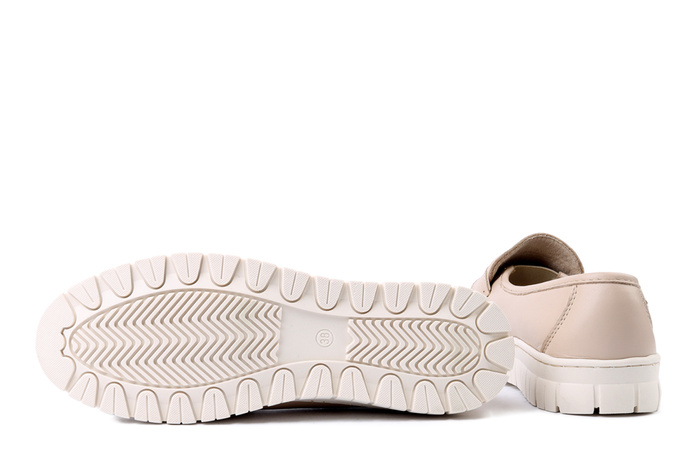 SOLO 070W beż, półbuty damskie