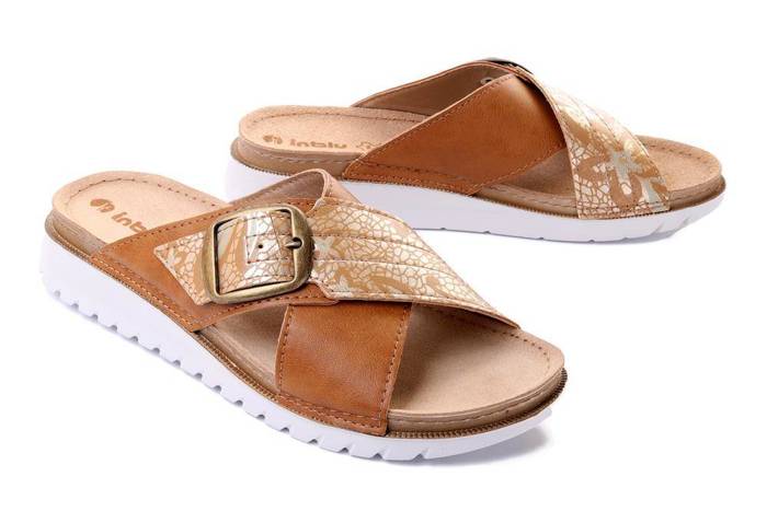 INBLU CN-32 camel, klapki damskie